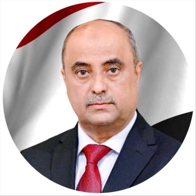 رئيس الوزراء يوجّه بصرف مستحقات الطلاب المبتعثين في الخارج للربعين الأول والثاني من 2024