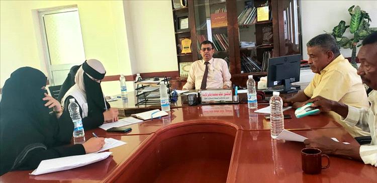 مدير عام صحة لحج يناقش مع منظمة اليونيسيف مشروع مكافحة التقزم بثلاث مديريات