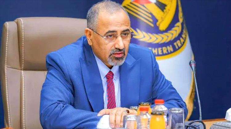 اللواء الزُبيدي: احتجاجات عدن تعبير مشروع والمجلس لا يتهرب من مسؤولياته
