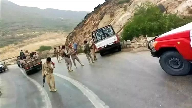 وفاة العقيد يحيى الوشلي بعد أيام من إصابته في كمين بمحافظة المهرة