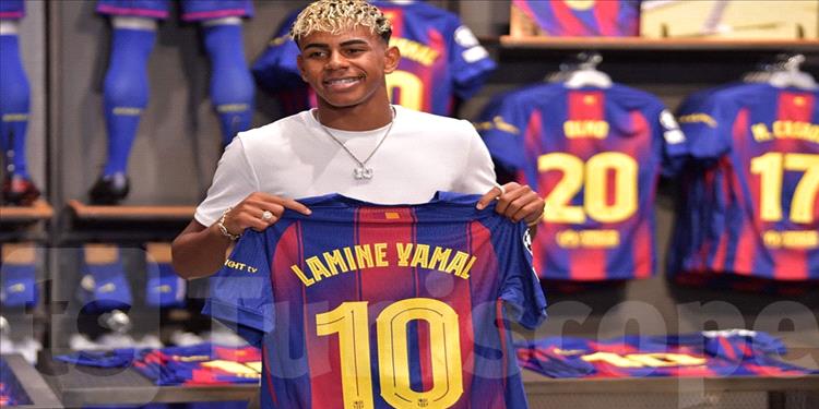برشلونة يجدد عقد لامين يامال حتى 2031 ويمنحه القميص الأسطوري رقم 10