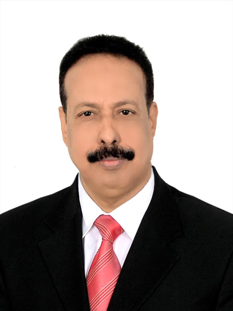 رئيس الوزراء يصدر قرارًا بتكليف المهندس حسين عوض سعيد العقربي رئيسًا لمجلس إدارة صندوق صيانة الطرق بعدن