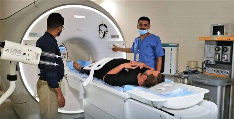 الثالث على مستوى اليمن.. السعودية تدعم المستشفى بأول جهاز رنين مغناطيسي متطور