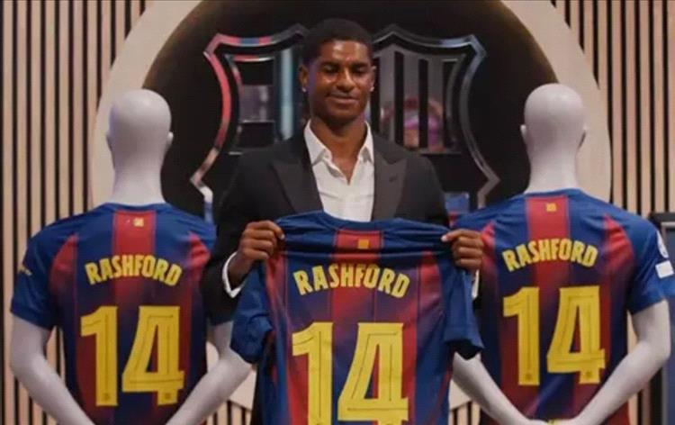 راشفورد ينتقل إلى "نادي الأحلام".. برشلونة يمنحه القميص الأسطوري رقم 14