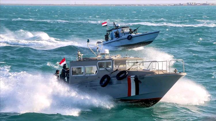 الحوثيون يفرجون عن سفينة محتجزة بعد الاشتباه بها وتعطل نظام التتبع