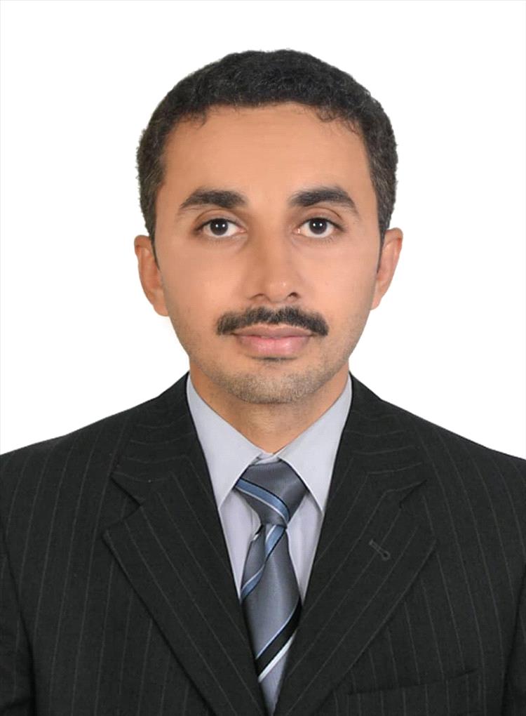 مدير المشاريع بمؤسسة دوعن للعمارة لـ "عدن الغد":
نأمل من حكومتنا أن يكون لها دور فعال في الحفاظ على العمارة الطينية ومنع انتشار البناء الخرساني في وادي حضرموت