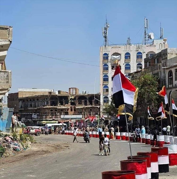 إصابة خطيرة لمعـلم بعد دهسه بطقم تابع لمليشيا الحوثي في الحوبان