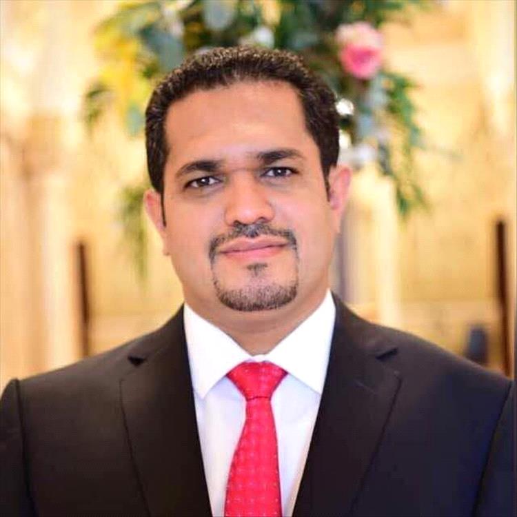 وزير حقوق الإنسان السابق محمد عسكر: "مدين علي عبدالله صالح بطل من وجهين.. دافع عن والده وانتصر للحقيقة"