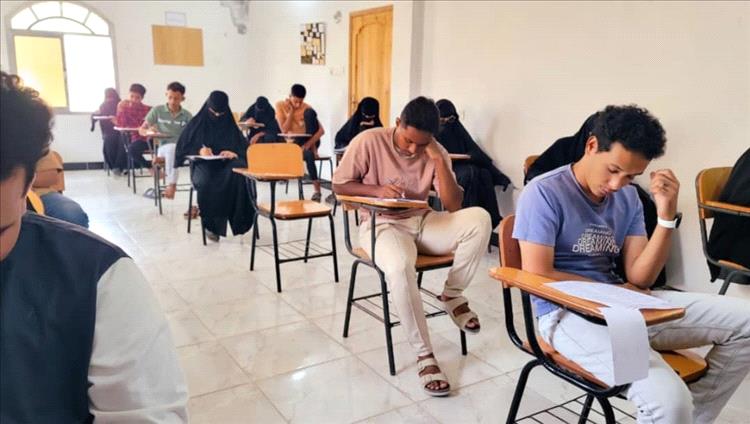 معهد الشحر العالي للعلوم الصحية يدشن الامتحانات النهائية للترم الثاني من العام الدراسي 2024م-2025م