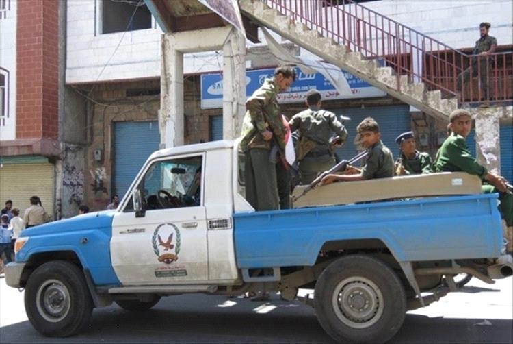 أمن تعز يعلن القبض على قاتل شاب بعد نصف ساعة من الجريمة