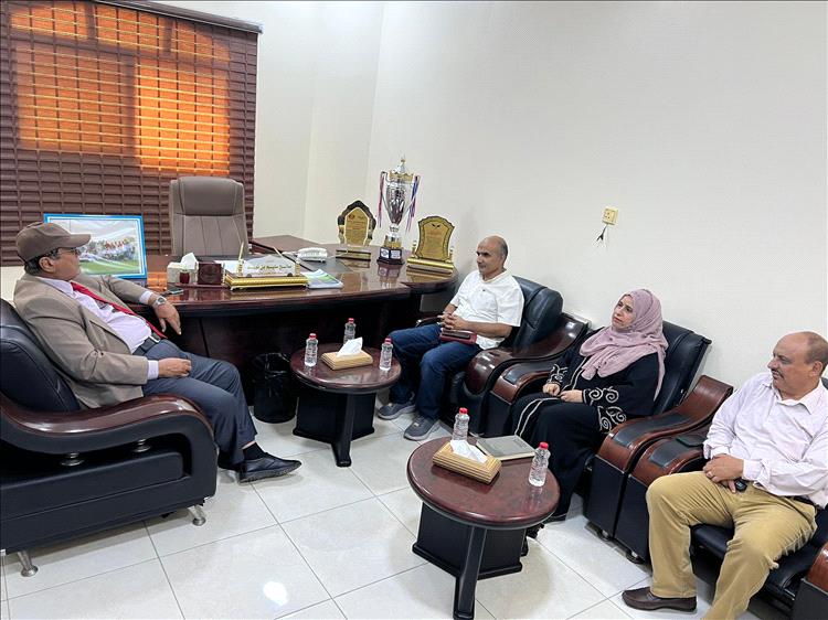 اللجنة الوطنية للتحقيق تلتقي رئيس الخطوط الجوية اليمنية ورئيس هيئة الطيراني المدني.