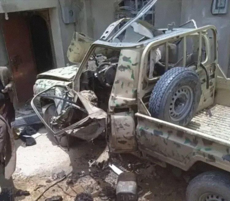 انفجار يستهدف طقم عسكري وسط مدينة المخا