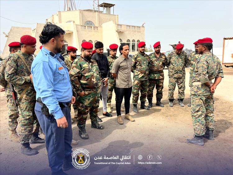 السقاف يزور ميناء المنطقة الحرة عدن ويطلع على الجهود الأمنية المبذولة