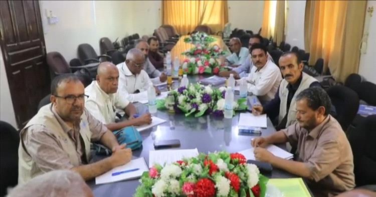 جمعية رعاية الأسرة تدشن مشروعاً متكاملاً لدعم النازحين والفئات الضعيفة في الضالع
