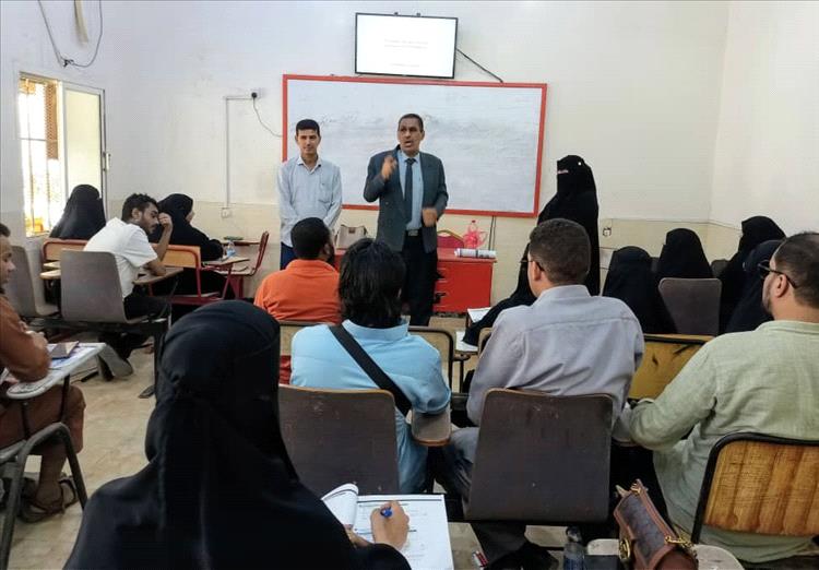 كلية اللغات بجامعة عدن تُنظّم الدورة الثانية لتعليم الإنجليزية لذوي الهمم