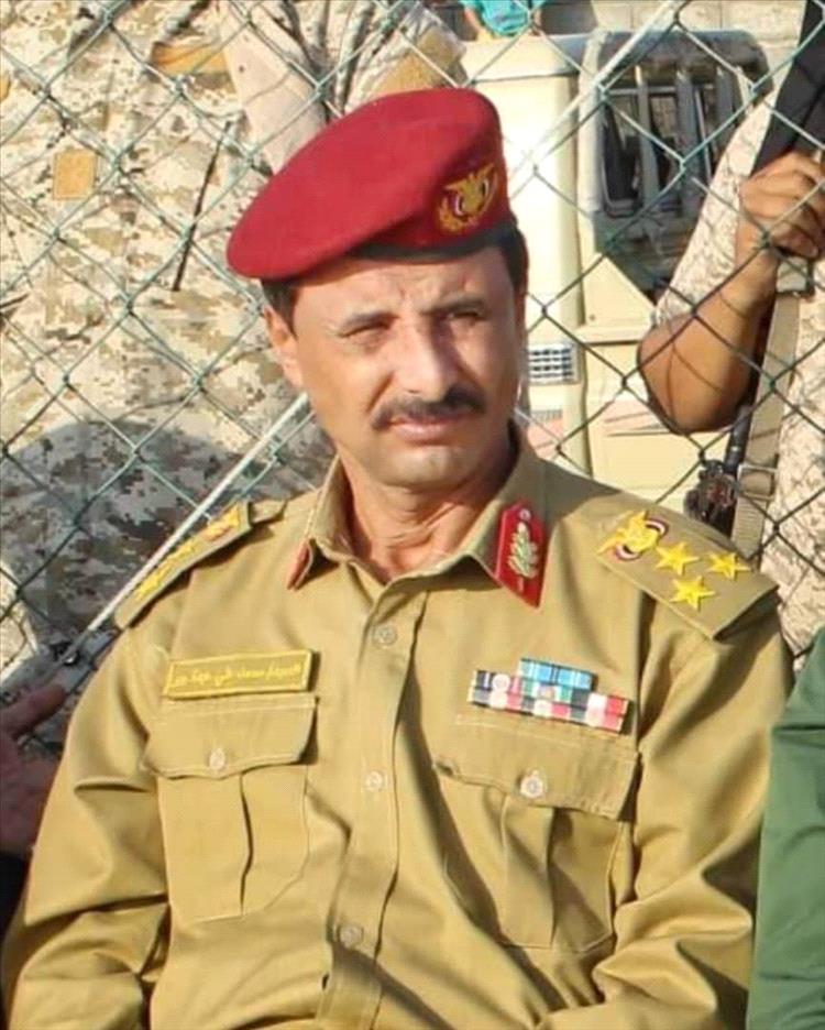العميد جبر قائد اللواء 89 يعزي العميد الركن محمد حيدره فارخ بوفاة والدته