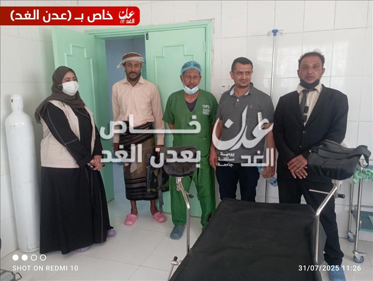 المدحدح يلتقي بالدكتور الربيعي والدكتورة معالي خلال زيارتهما لمستشفى أحور العام