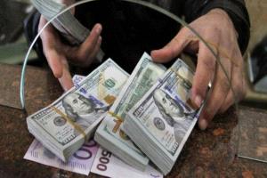 شركات الصرافة بعدن ترفض صرف العملات الأجنبية للمواطنين