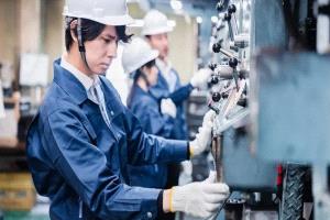 نمو الناتج الصناعي في اليابان 1.7% خلال الشهر الماضي