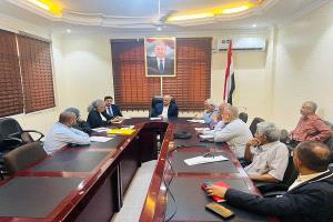 الوزير الشرجبي يطلع على نتائج زيارة مكتب اليونيسيف الى تعز لمعالجة اوضاع المياه