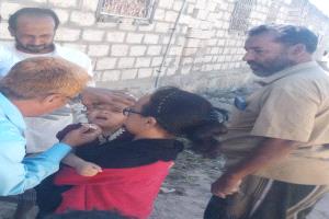 تدشين الحملة الوطنية الطارئة ضد مرض شلل الاطفال  بمركز الحضن