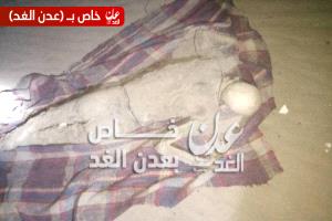 العثور على جثة متحللة في سواحل أحور.. وحزام الأمن يتدخل لدفنها