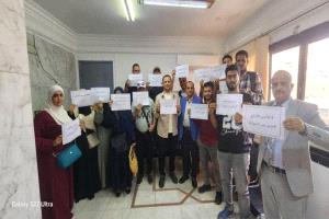 طالبة طب يمنية في مصر تناشد الجهات المختصة صرف مستحقات المبتعثين المنتظمة