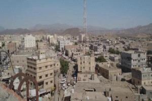 خطيب جمعة ردفان: الغلاء وانهيار العملة فاقم معاناة المواطنين وأدى إلى كوارث اجتماعية