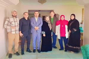 الرئيس علي ناصر محمد يستقبل نخبة من أبناء الوطن في القاهرة.. دعوة للسلام ودعم لقضايا المرأة