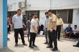 بن جرادي يوجه باستكمال ترميم مبنى الهجرة والجوازات والأحوال المدنية بعدن