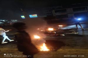 تظاهرات مسائية غاضبة في المنصورة احتجاجاً على تردي الخدمات