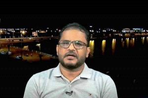باحث اقتصادي: على البنك المركزي تحديد حد اقصى لهامش ربح الصرافين بين "البيع والشراء"
