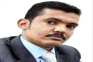 خبير  اقتصادي: البنك المركزي بعدن يتعرض لضغوط وإغراءات من  شركات صرافة