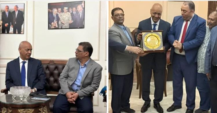 رئيس اتحاد شباب العرب للإبداع يكرم النائب مصطفى بكري
