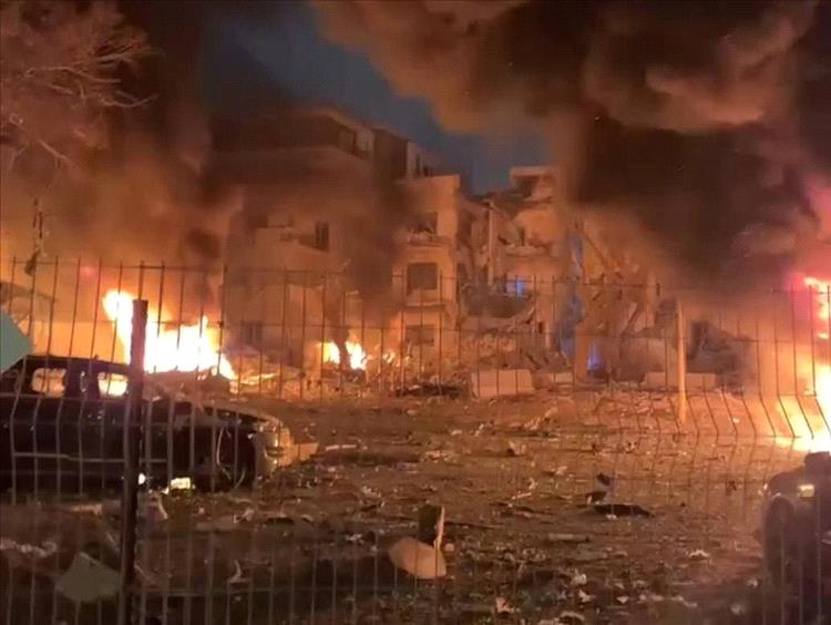 في معارك إيران وإسرائيل.. اليمنيون لا يتمنون السلامة لأي من الطرفين
