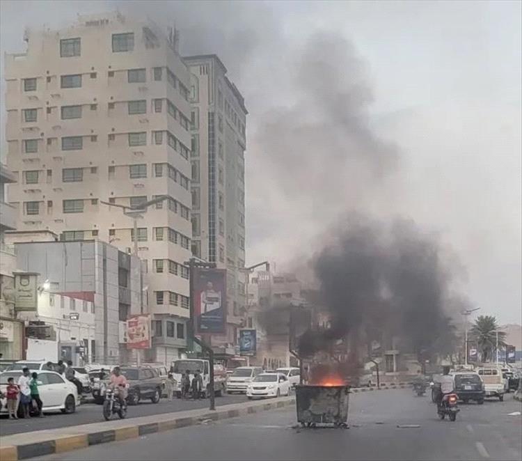 احتجاجات شعبية تندد بتدهور خدمة الكهرباء في حضرموت