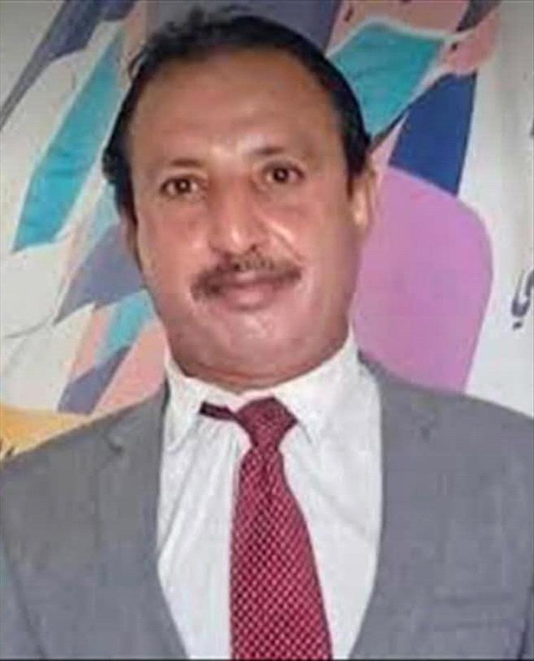 مدير الصحة بأحور يعزي الأخ محسن بسيم في وفاة نجله