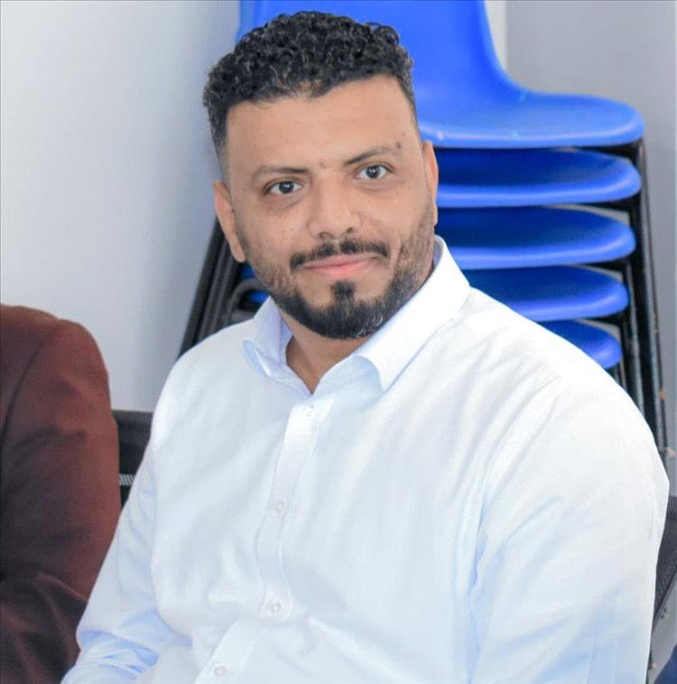 الشرمي: قرار مركزي صنعاء بوقف التعامل مع الكريمي كشف هشاشة الخطاب الاقتصادي