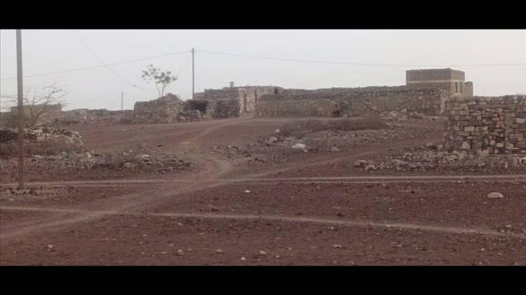 المحاثيث بأبين.. نموذج للقرى المهملة وتفتقر إلى الكثير من الخدمات