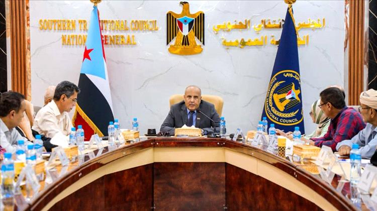 الانتقالي: التدهور الخدمي والمعيشي ليس عشوائيًا بل يتم بطريقة ممنهجة