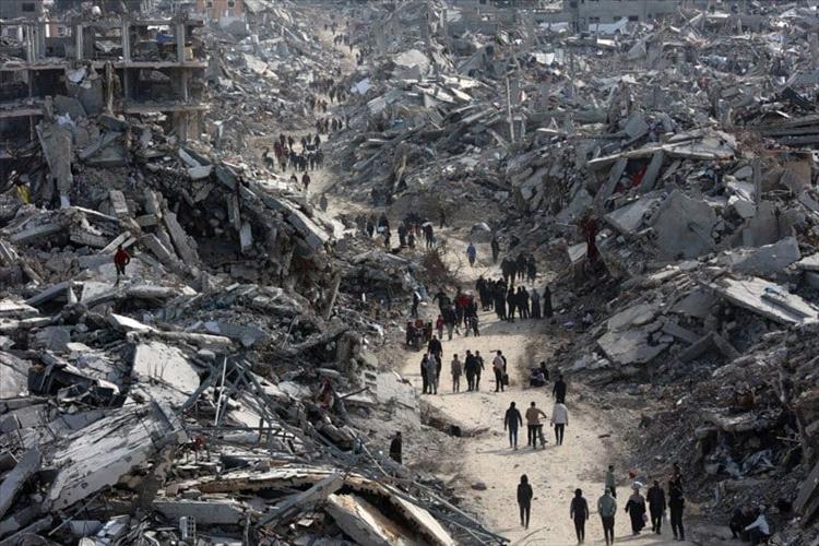 المصالح أولاً: إيران تُضحي بفلسطين وحلفائها من أجل بقاء النظام