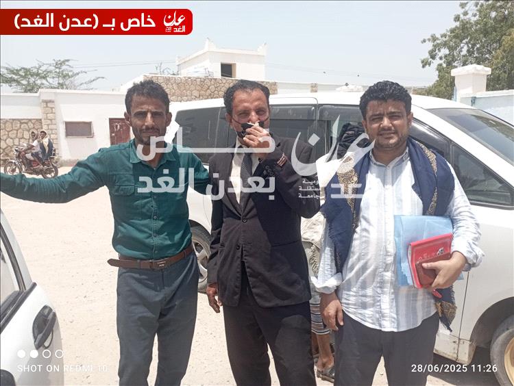نائب مدير الصحة بأبين يُشرف على تنفيذ النشاط الإيصالي بمديرية أحور