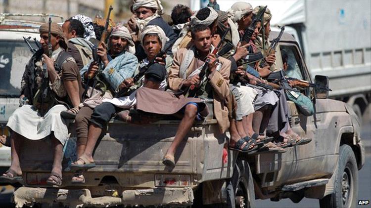 الحوثيون يفرضون جبايات جديدة على سائقي شاحنات النيس بصنعاء