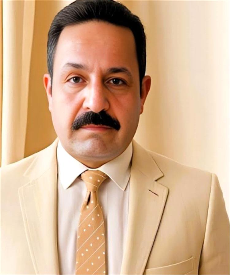 تراتيل في عينيكِ(قصيدة)