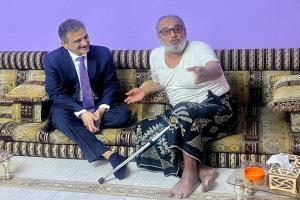 العولقي: زيارة المحافظ لملس للفنان العدني قاسم عمر وفاءٌ لقامة بحجم وطن