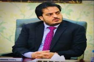 وزير الكهرباء والطاقة يعزي بوفاة والد مدير عام الشؤون القانونية بالوزارة