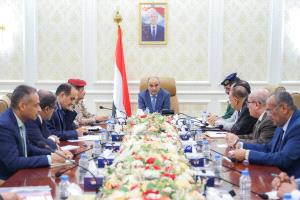 رئيس الوزراء يترأس اجتماعاً للجنة العليا لمكافحة التهريب