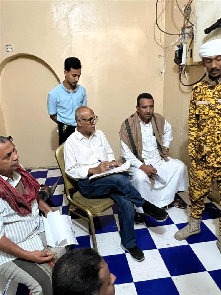تنفيذا لتوجيهات النائب العام ... رئيس نيابة استئناف حضرموت يتفقد أوضاع السجناء في حجز أمن المكلا