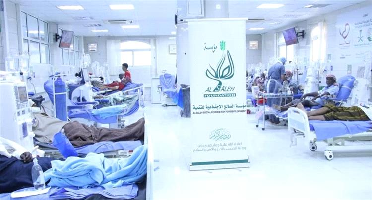 العامري يدشن توزيع المساعدات المالية للمرضى والمحتاجين بحضرموت الوادي