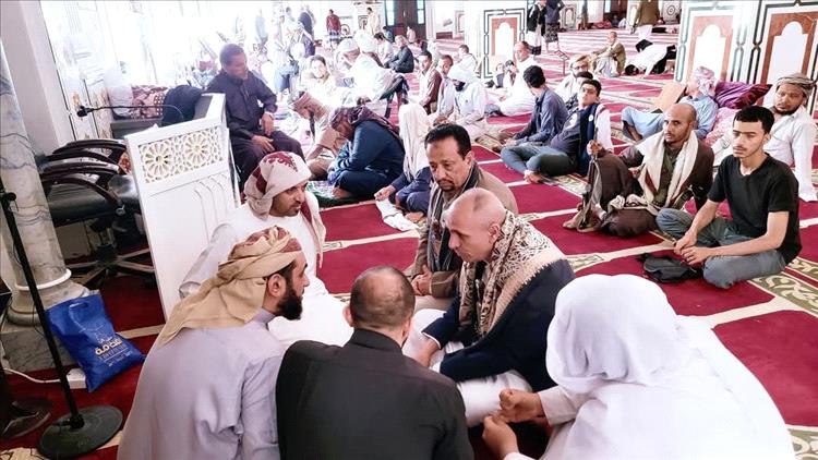وكيل أول محافظة تعز يزور علماء ودعاة المحافظة في إطار الزيارات الرمضانية